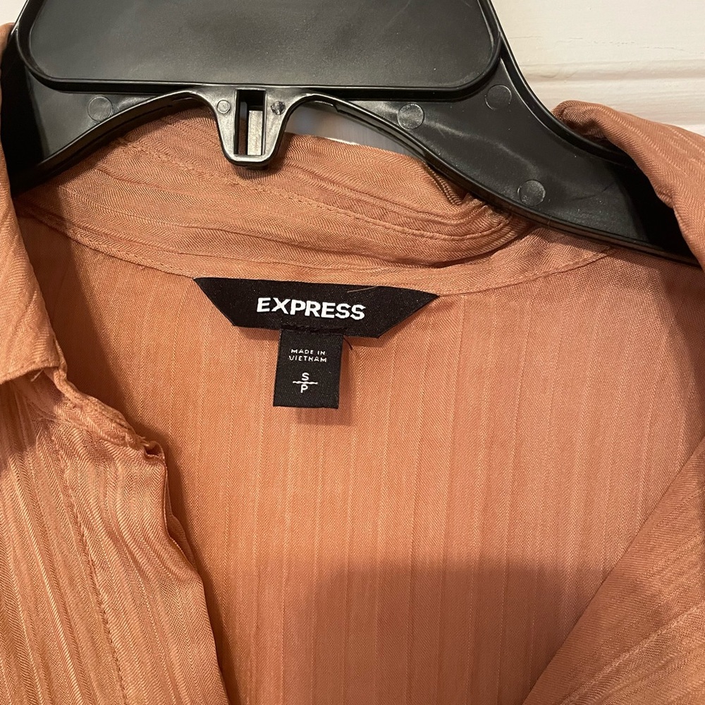 Express Blouse - Picture 2 of 6